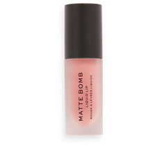Revolution Make Up Matte Bomb Rossetto Liquido Nude Magnet Colore Intenso