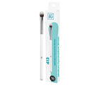 Ilū Eyeshadow Ilū Eyeshadow Brush Gentle Taklon Bristles