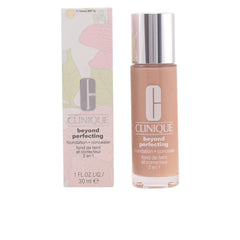 Clinique Beyond Perfecting Foundation Und Concealer Natürlicher Look Den Ganzen Tag
