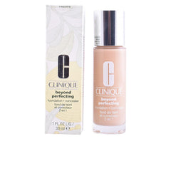 Clinique Beyond Perfecting Foundation Und Concealer Natürlicher Look Den Ganzen Tag