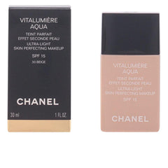 Chanel Vitalumière Fondotinta Liquido Luminosità E Copertura Naturale